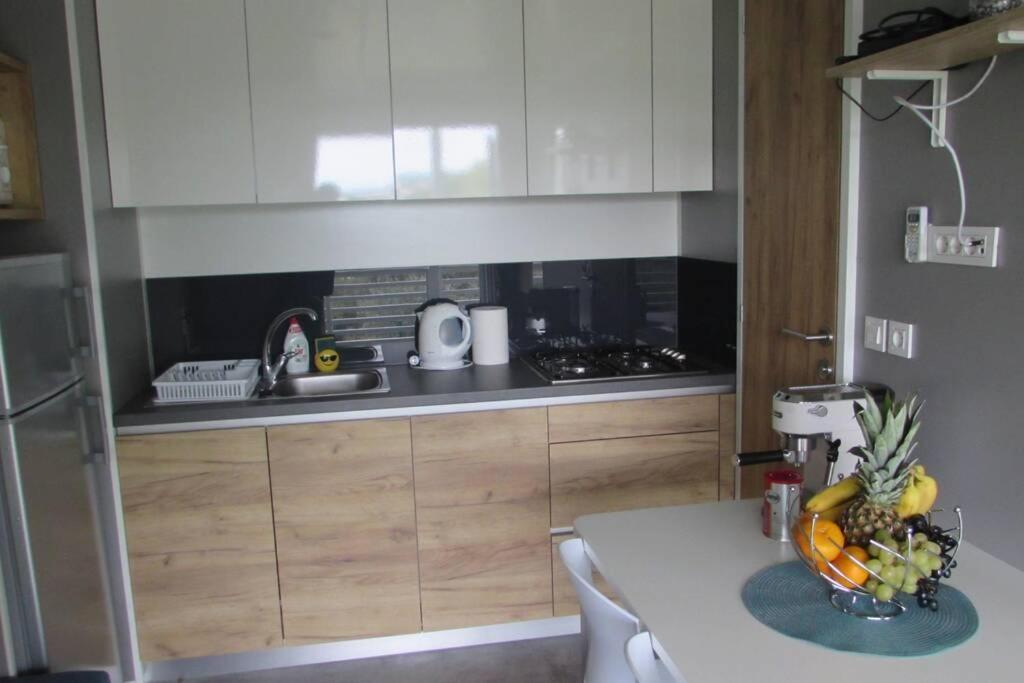White-Pearl Mobile-Home Jezera Exterior foto